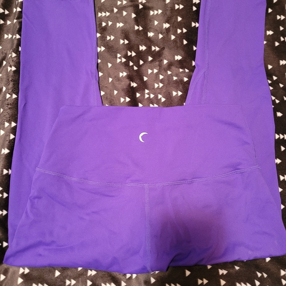 ZYIA Ascend Hi-rise Capri 20" Size 8-10 - Picture 3 of 3